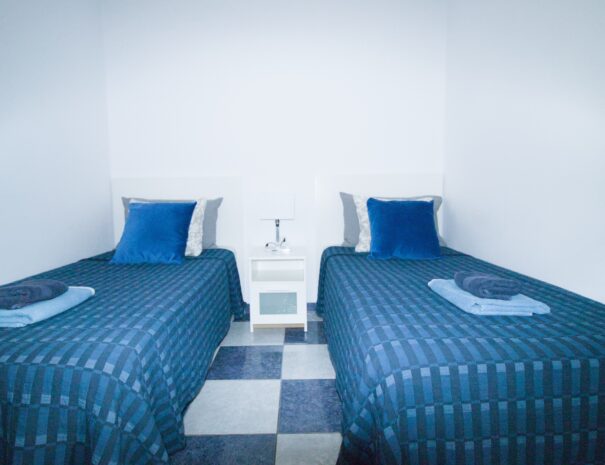 Bedroom2 (2)