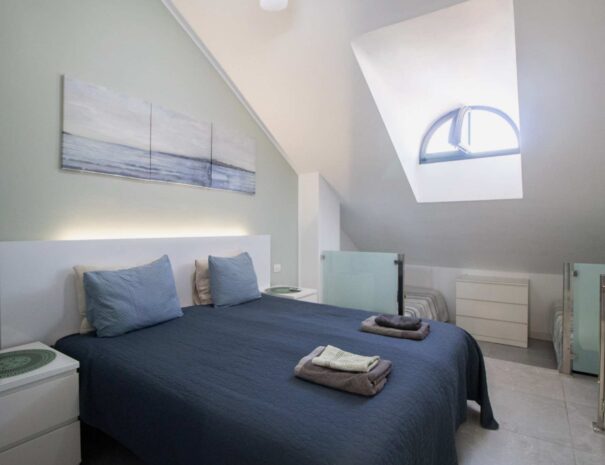 Bedroom (2)